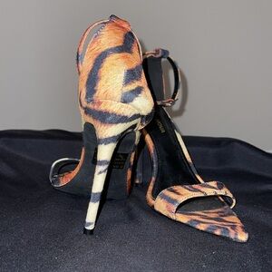Tiger Print Pointed Toe Heels